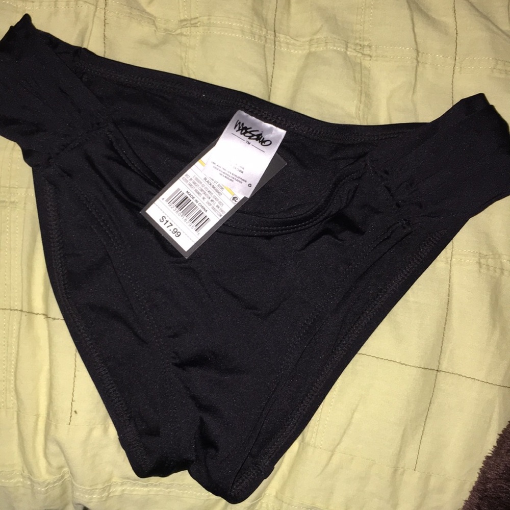 Black bikini bottoms